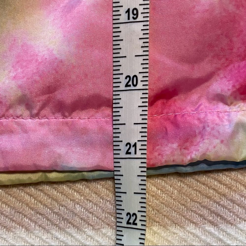 Polaroid Multi-Color Pull Over Wind Breaker - Picture 10 of 10